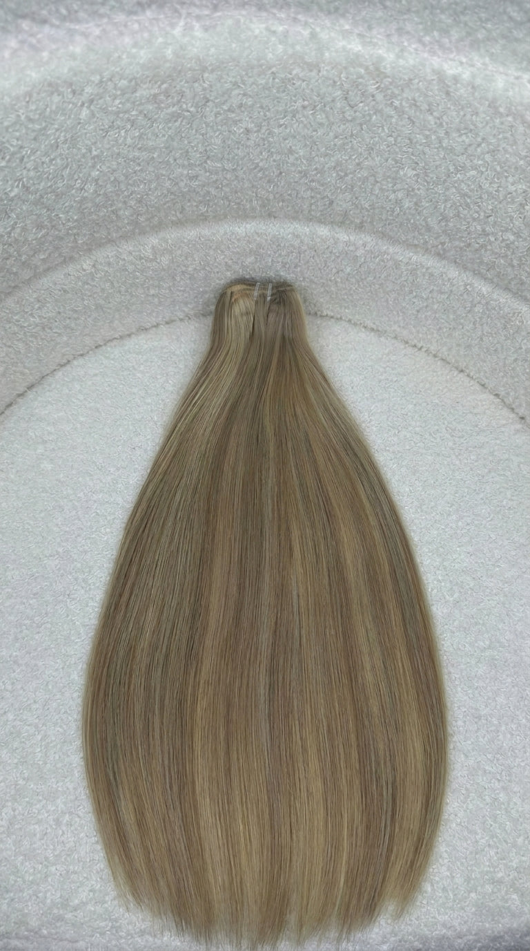 SMOKEY BEIGE BLONDE